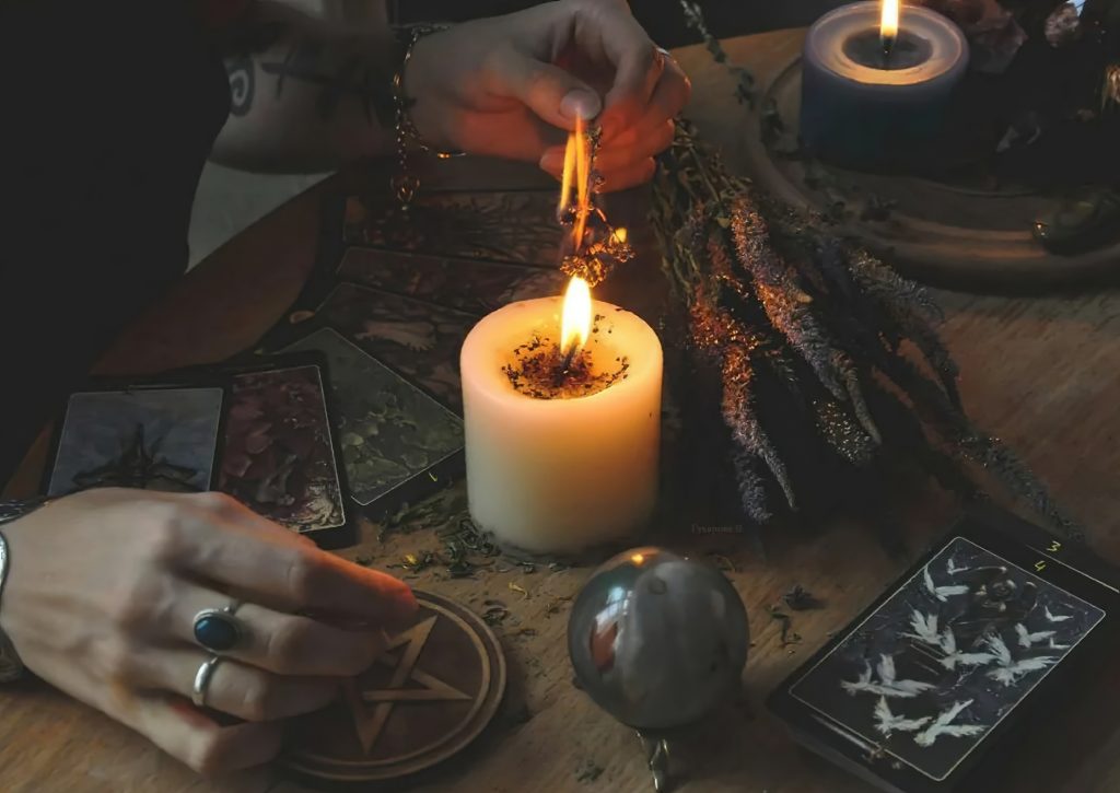 Гадание с помощью свечей: Методы и значения различных способов предсказаний