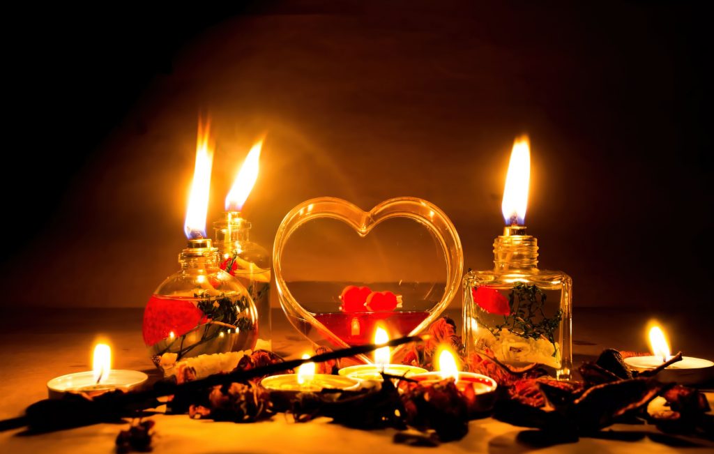Магия любви и счастья: ритуалы для привлечения и укрепления отношений